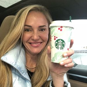 Meet your Posher, Holly